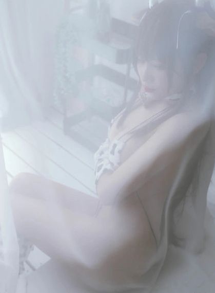 欧美漂亮的内衣广告_BD在线播放
