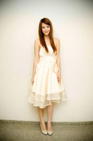 国产美女被奸_超清电影在线观看