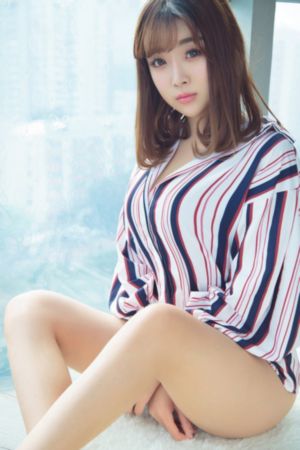 欧美矮个博主大衣街拍_1080手机免费观看完整