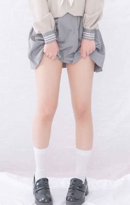 欧美小萝莉唱的英文歌_BD英语动漫免费观看