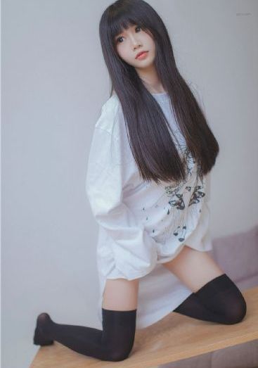 天天摸日日摸狠狠添高潮喷_高清版日韩电影在线