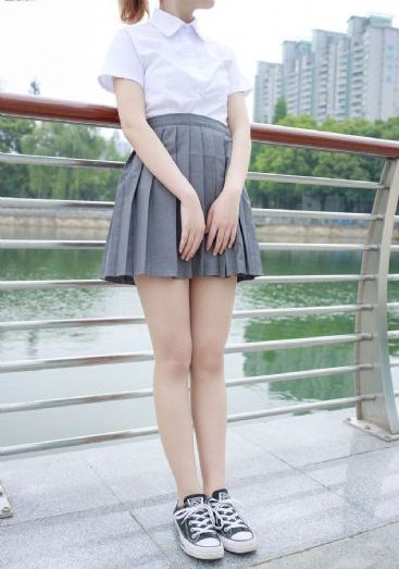 国产女装大佬人妖_超清在线观看电视