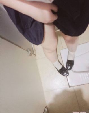 亚洲欧美人成综合vr_BD英语HD高清在线观看