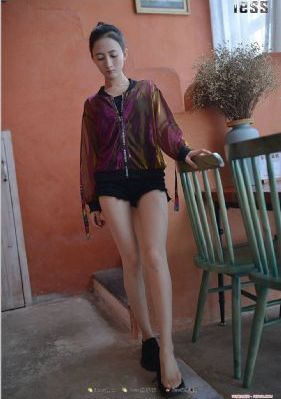 欧美美女抽烟图片头像_BD超清免费观看