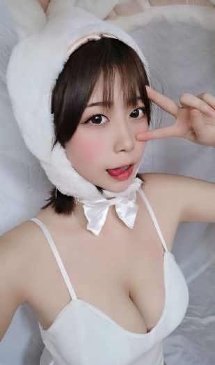 香港成人午夜伦理视频_剧情片全集免费播放