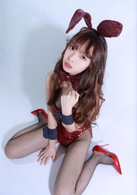 欧美美女美脚_1080高清免费观看