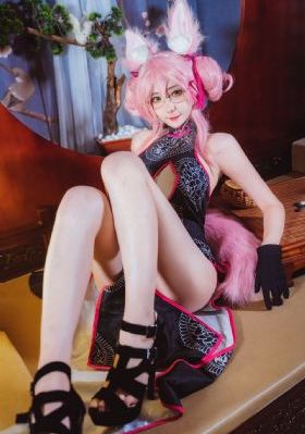欧美人妖自口ladybays69_4K在线播放观看