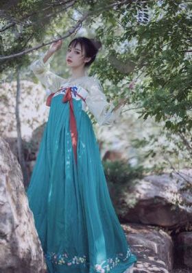 国产直播大秀偷拍视频_HD在线手机播放